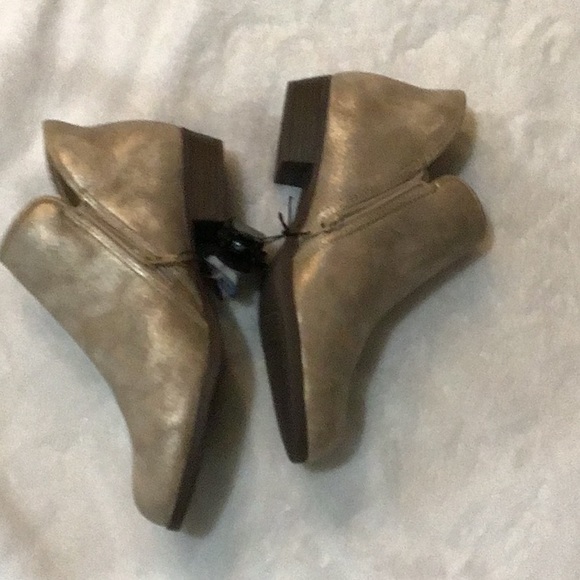 Time And Tru Women Ankle Boots - Picture 7 of 8